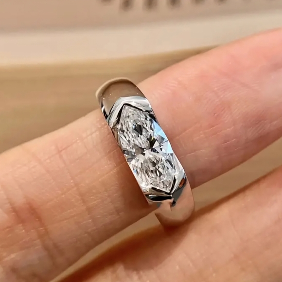 Moissanite Silver Ring - Picture 3 of 6